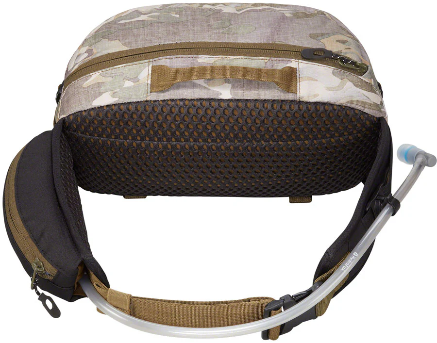 Dakine Hot Laps Waist Pack - 5L/70oz Reservoir Vintage Camo - Image 2