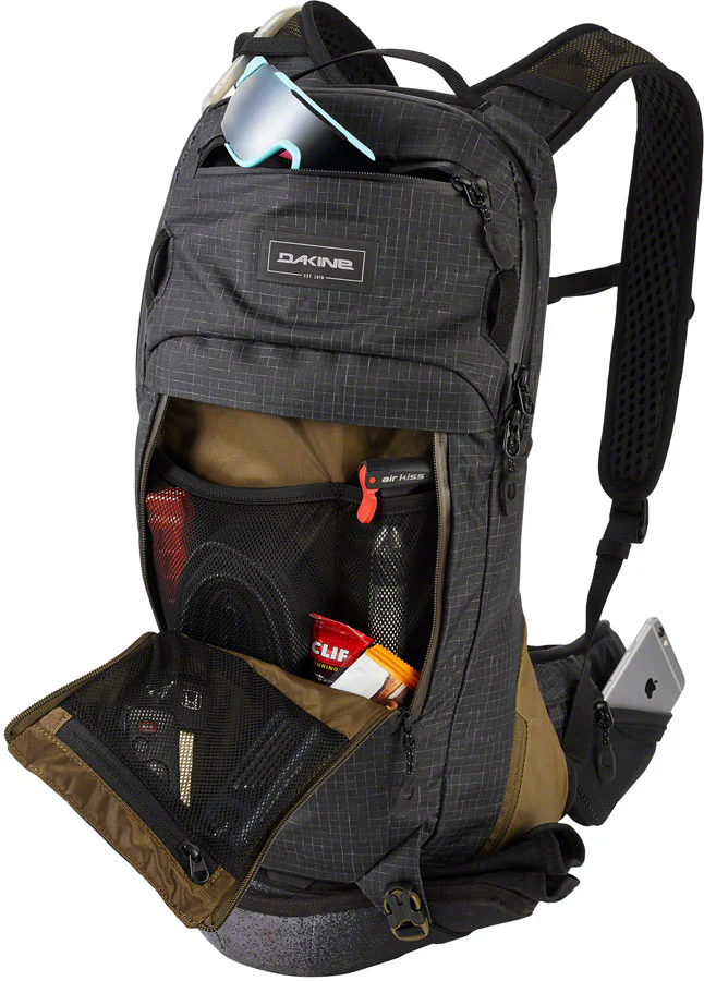 Dakine Seeker Hydration Pack - 10L Black - Image 3