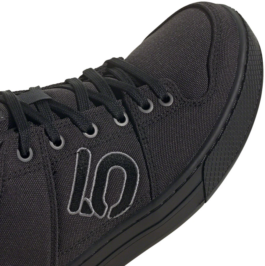 Five Ten Freerider Canvas Flat Shoes - Mens Core BLK/DGH Solid Gray/Gray Five 10 - Image 4