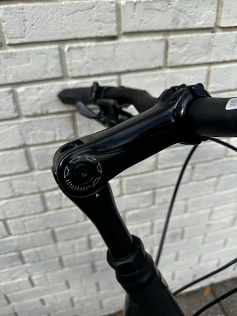 Pre Owned - 2022 Trek Verve 2 Lowstep - Medium - Image 4