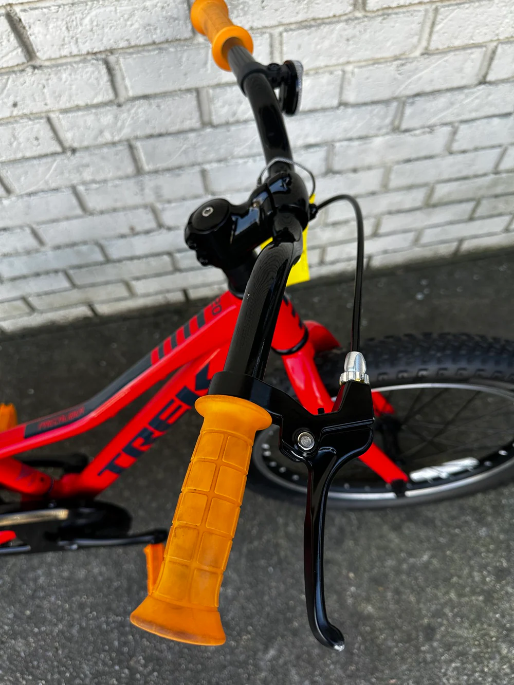 Pre Owned - 2024 Trek Precaliber 20 CST - Image 5