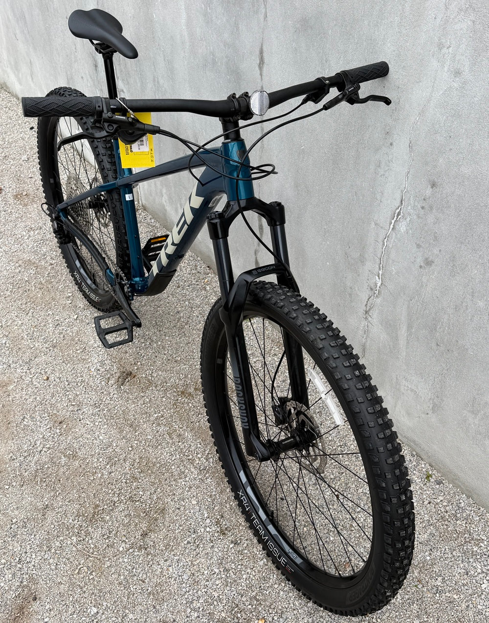 Pre Owned - 2024 Trek Roscoe 7 - Large - Image 3