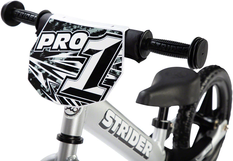 Strider 12 Pro Kids Balance Bike: Silver - Image 3