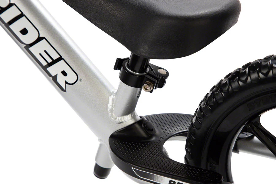 Strider 12 Pro Kids Balance Bike: Silver - Image 4
