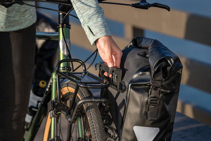 Topeak TetraRack R1 Front Rack Gravel/Road - Fork Blade Strap Mount  QuickTrack Compatible BLK - Image 4